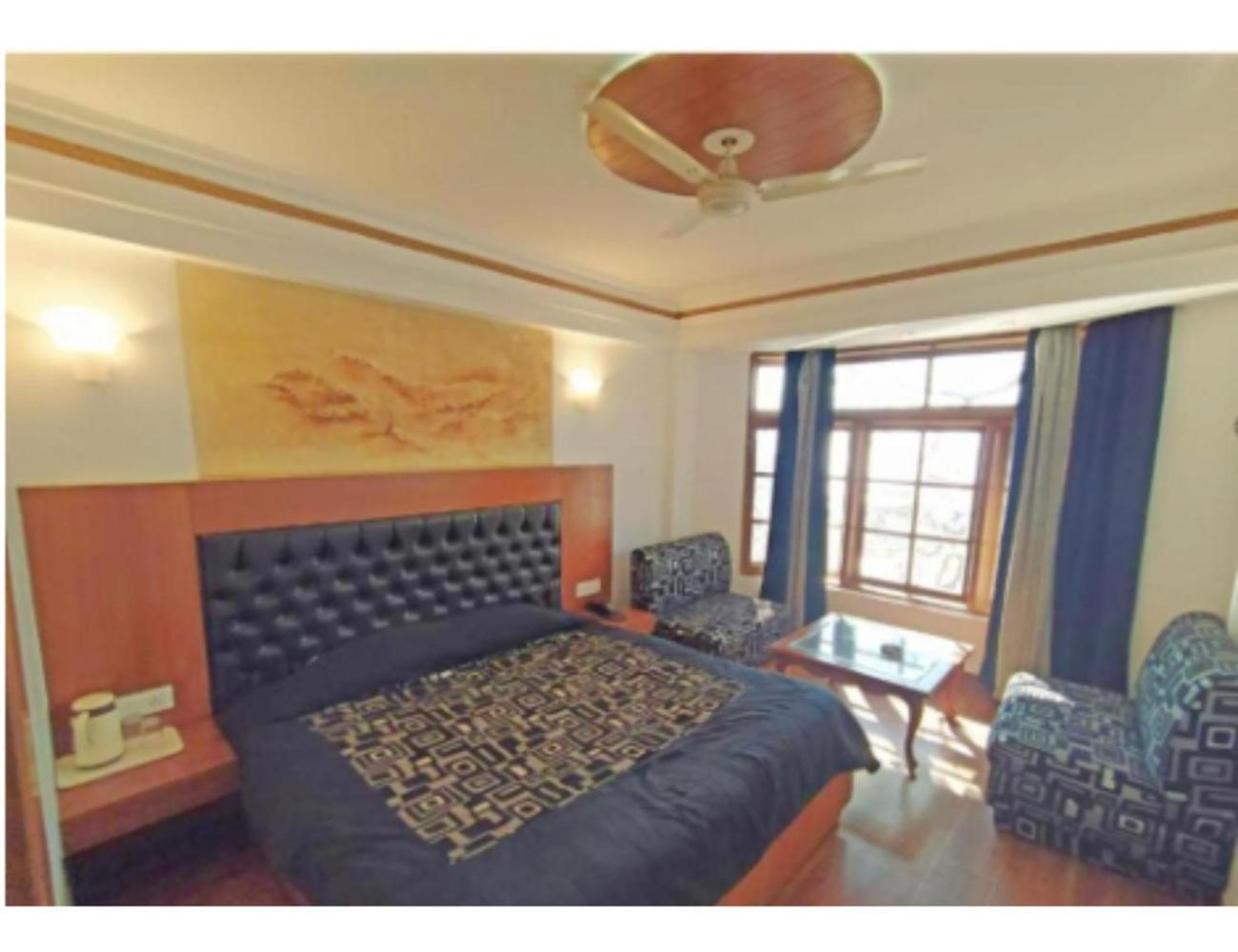 Hotel Horizon Near Picture Palace Bus Stand, Masuri Exterior foto