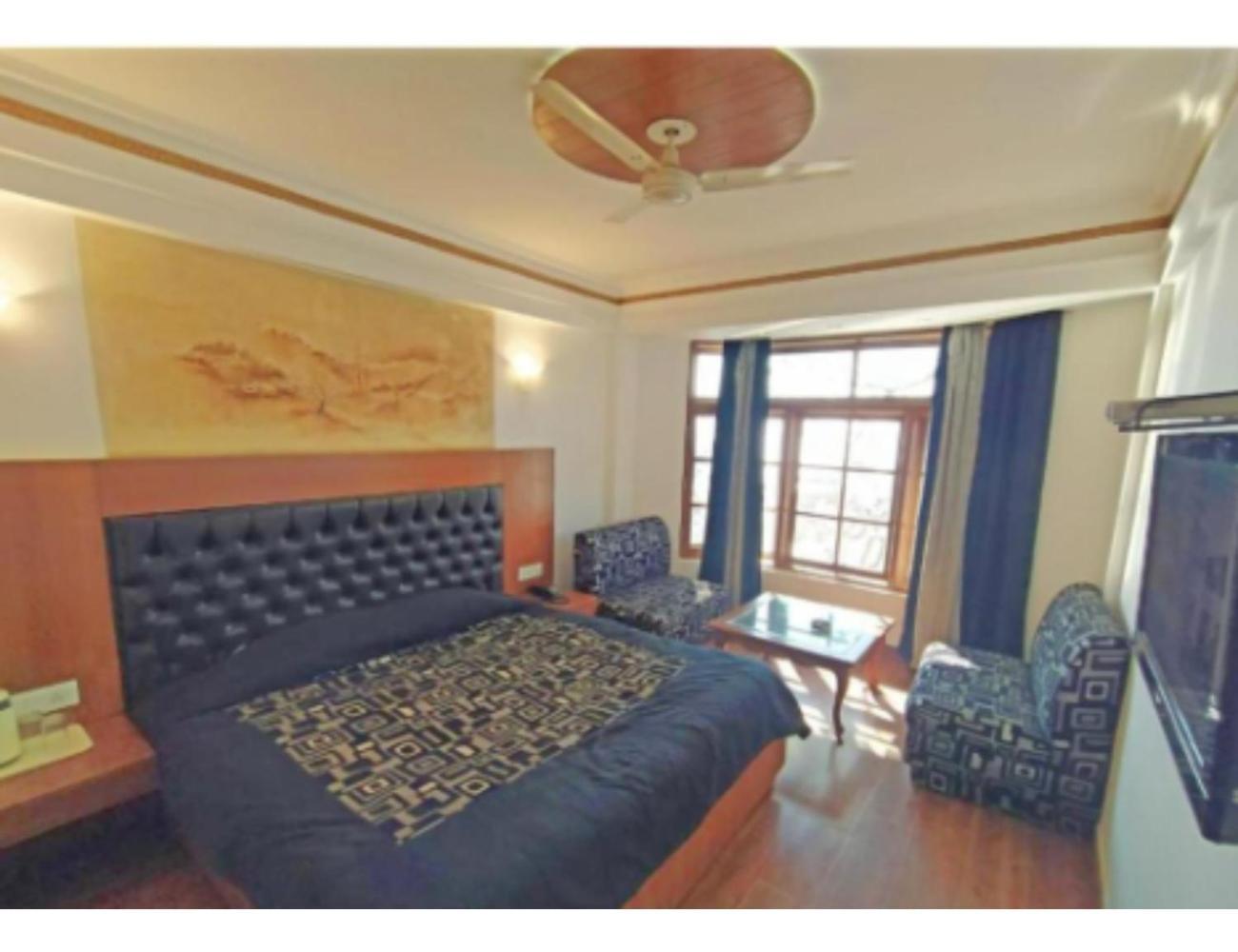 Hotel Horizon Near Picture Palace Bus Stand, Masuri Exterior foto